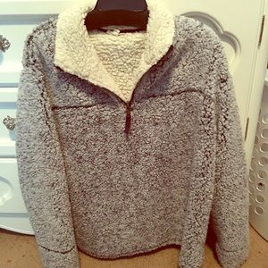 Cute and comfortable Sherpa😊😊